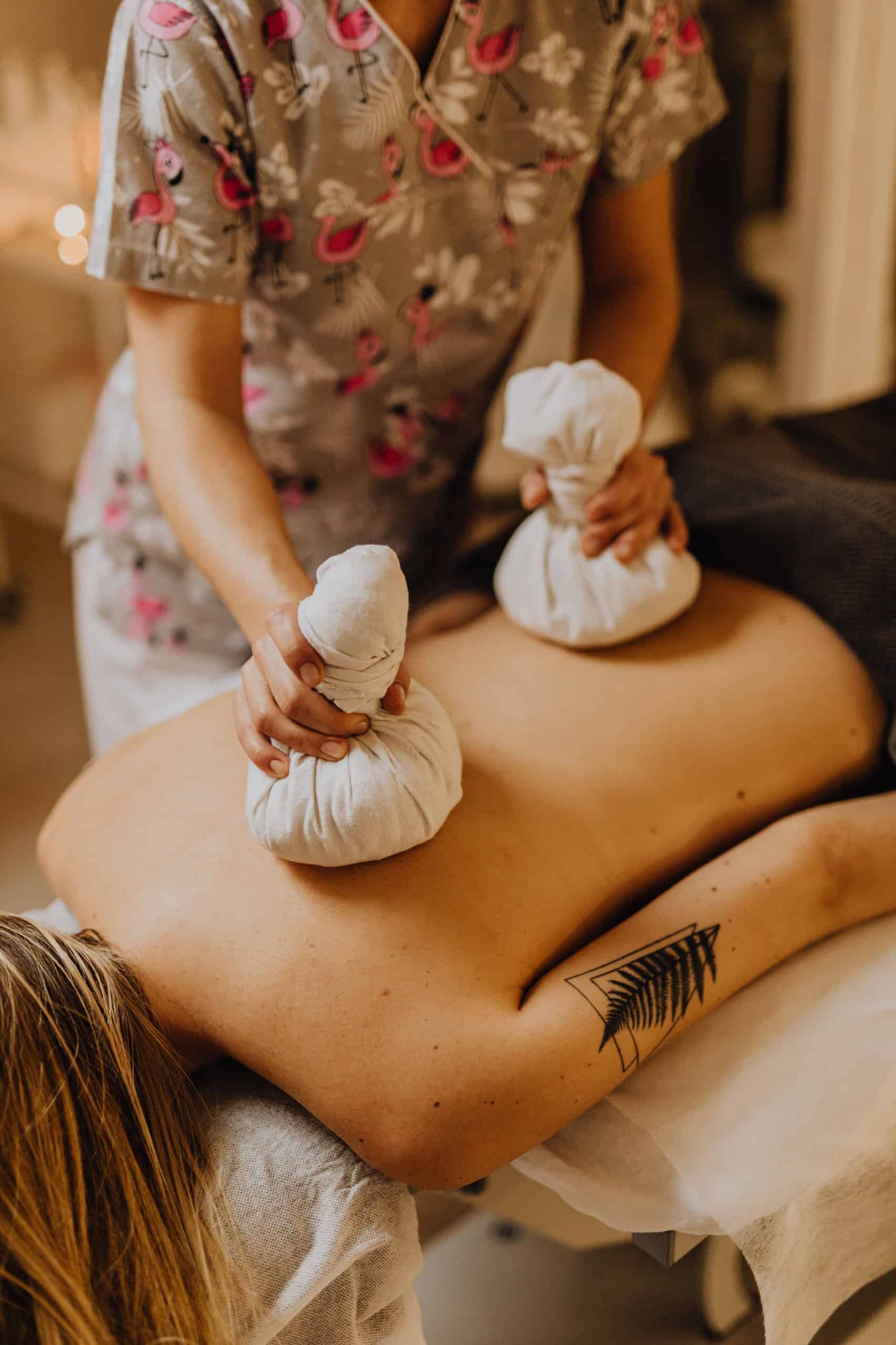 Herbal Compress Massage a wellness reset trend. Image Courtesy: www.kaboompics.com, Pexels