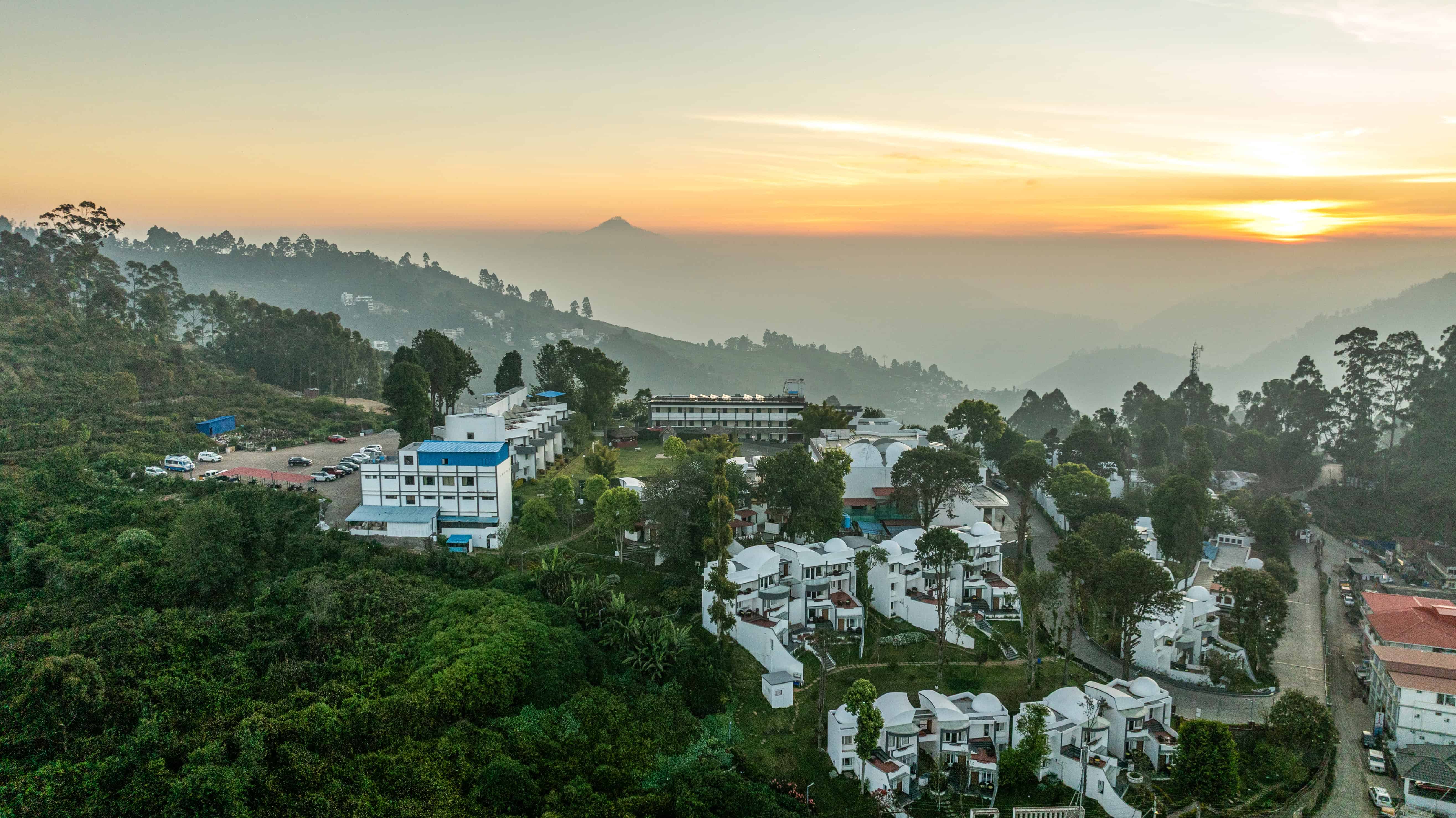 Sterling Kodai - Lake Kodaikanal in Monsoon