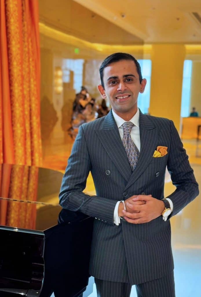Divyansh Khanna as Front Officer Manager
