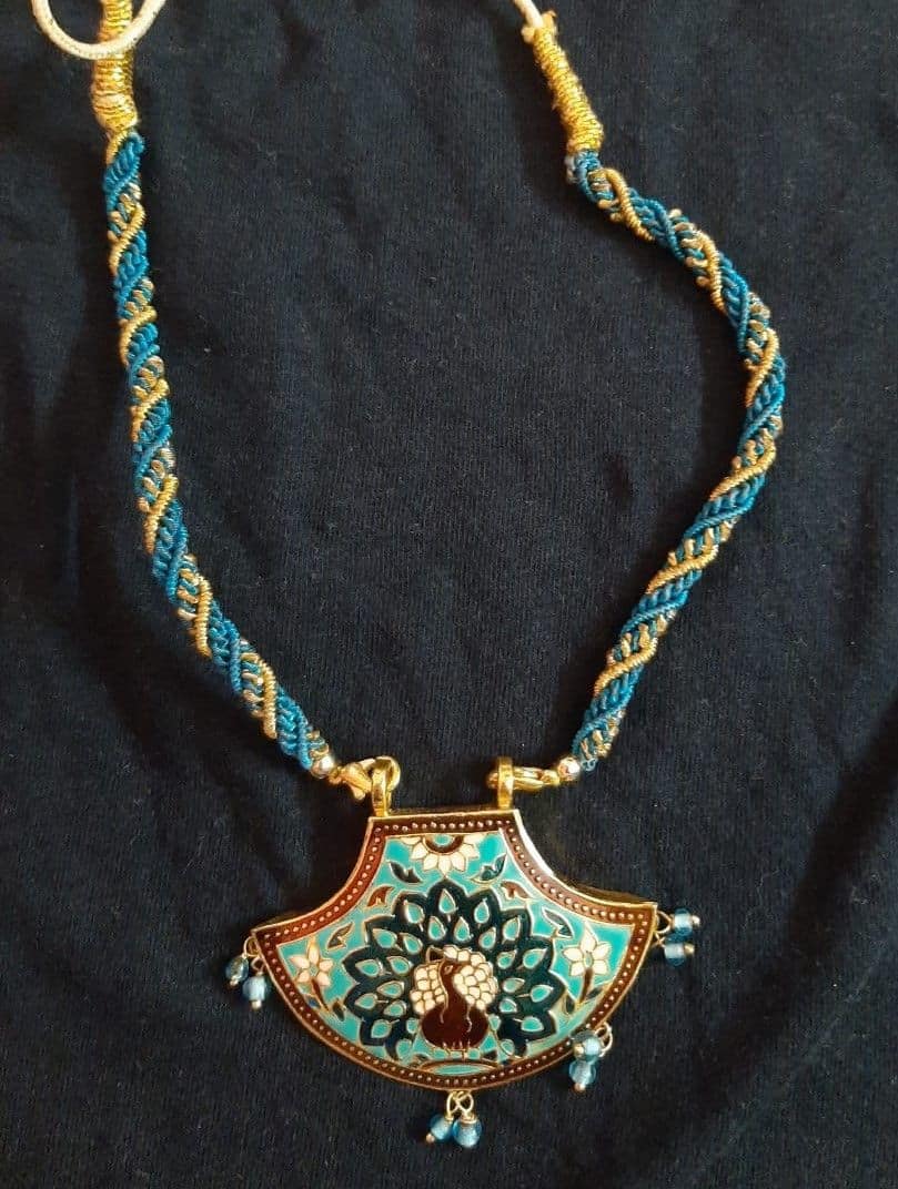 Rajasthani Thewa Pendant. Image Courtesy: Wikimedia Commons