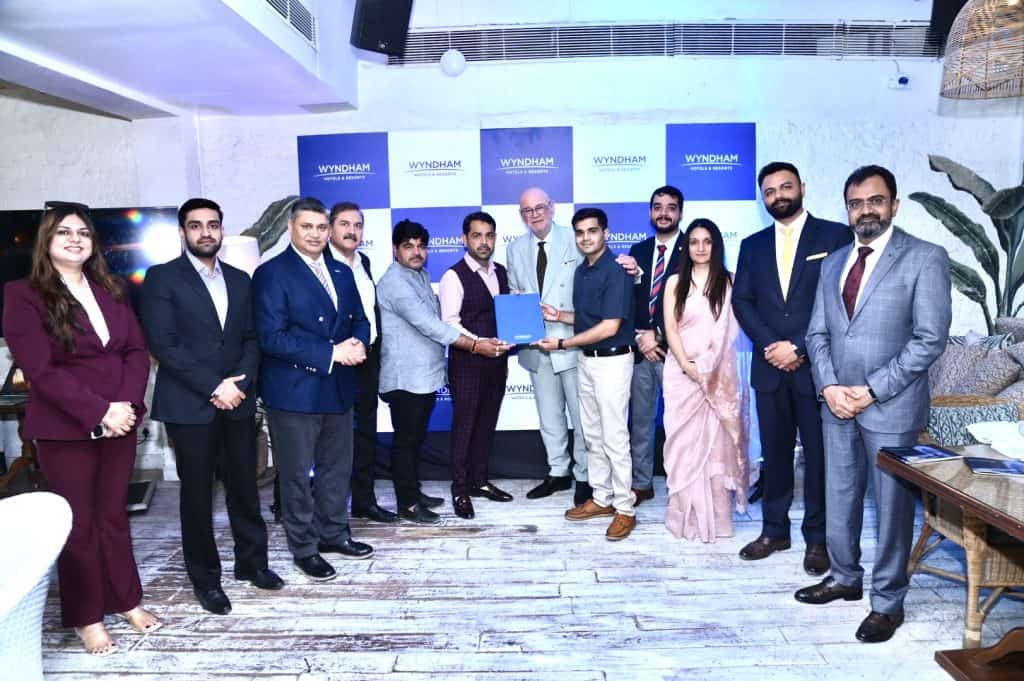 Vrinda Villas Hotel and Resorts signs a Franchise Agreement with Wyndham Hotels & Resorts for Wyndham Garden Vrindavan